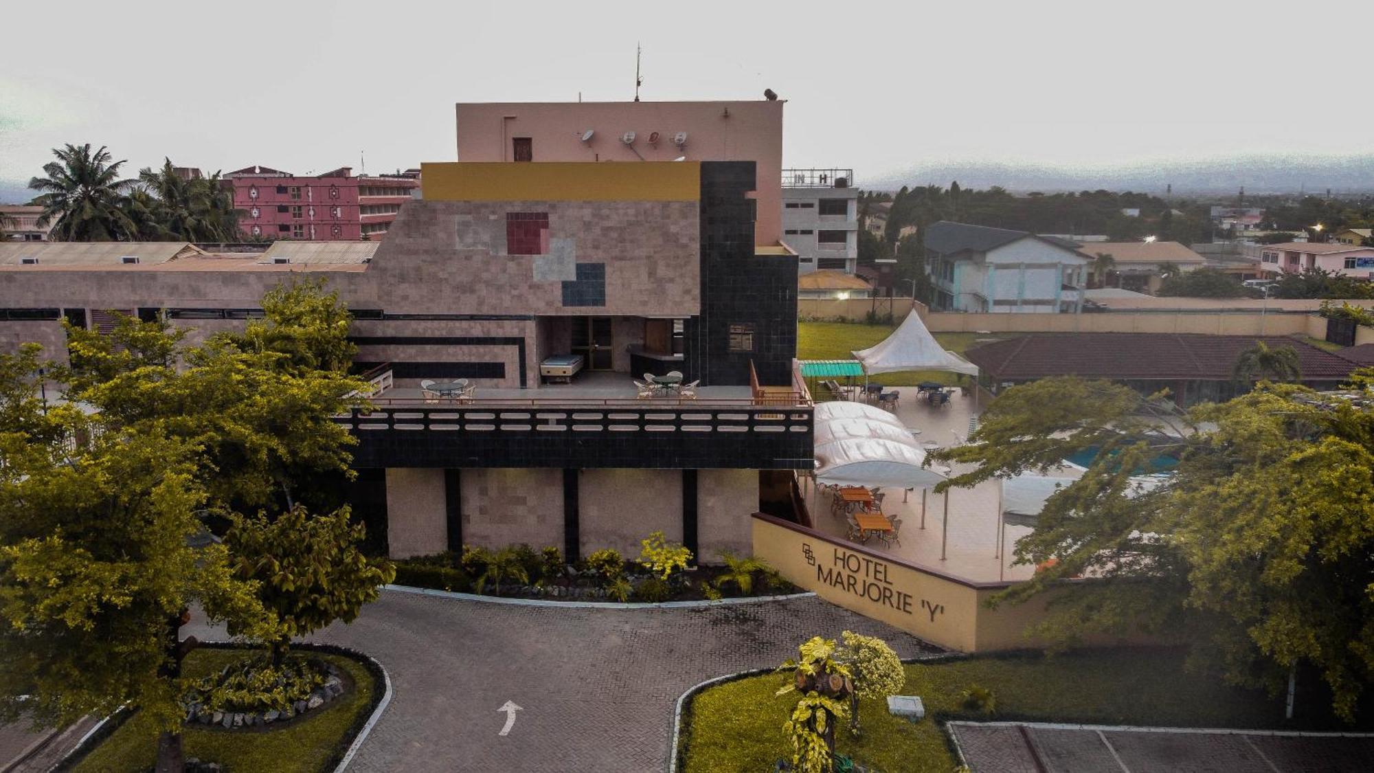 Hotel Marjorie 'Y' Tema Exterior foto
