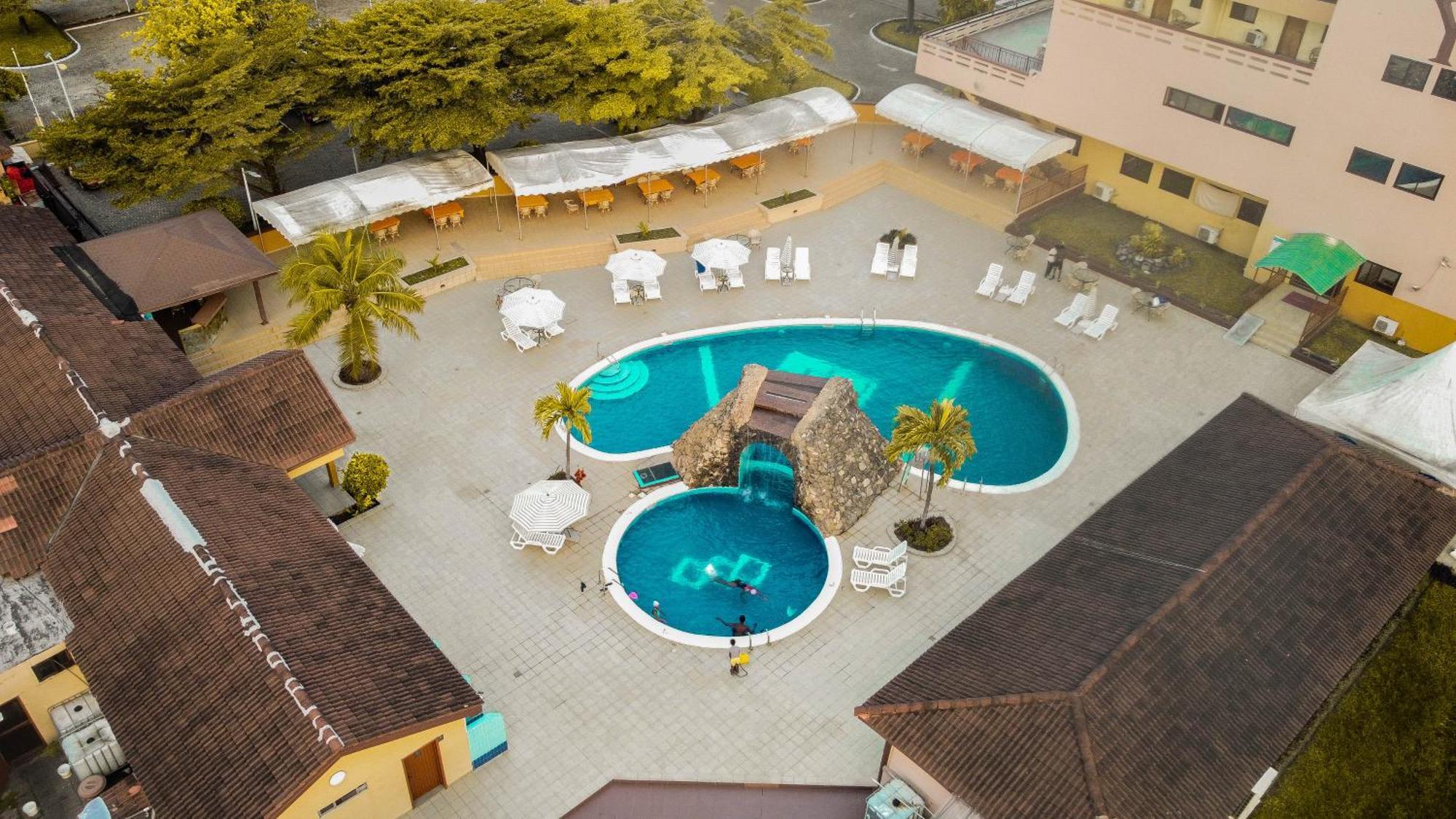 Hotel Marjorie 'Y' Tema Exterior foto